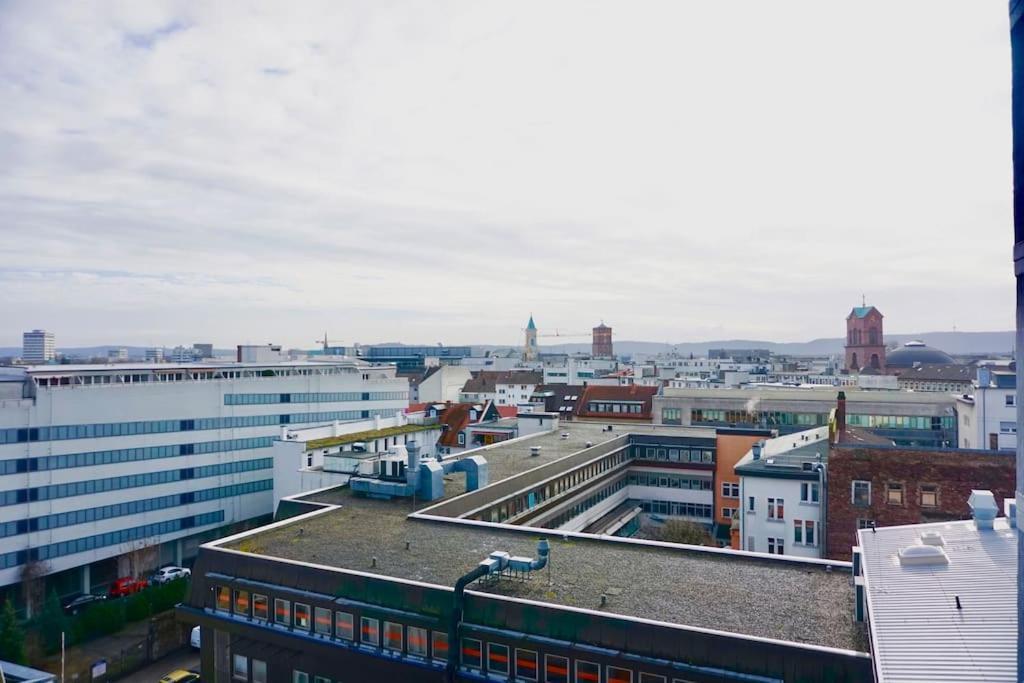 Neu Modernes Apartment In Top Lage, Free Parking Max 1,65M Hoehe Und 1,8M Breite Karlsruhe Exterior foto